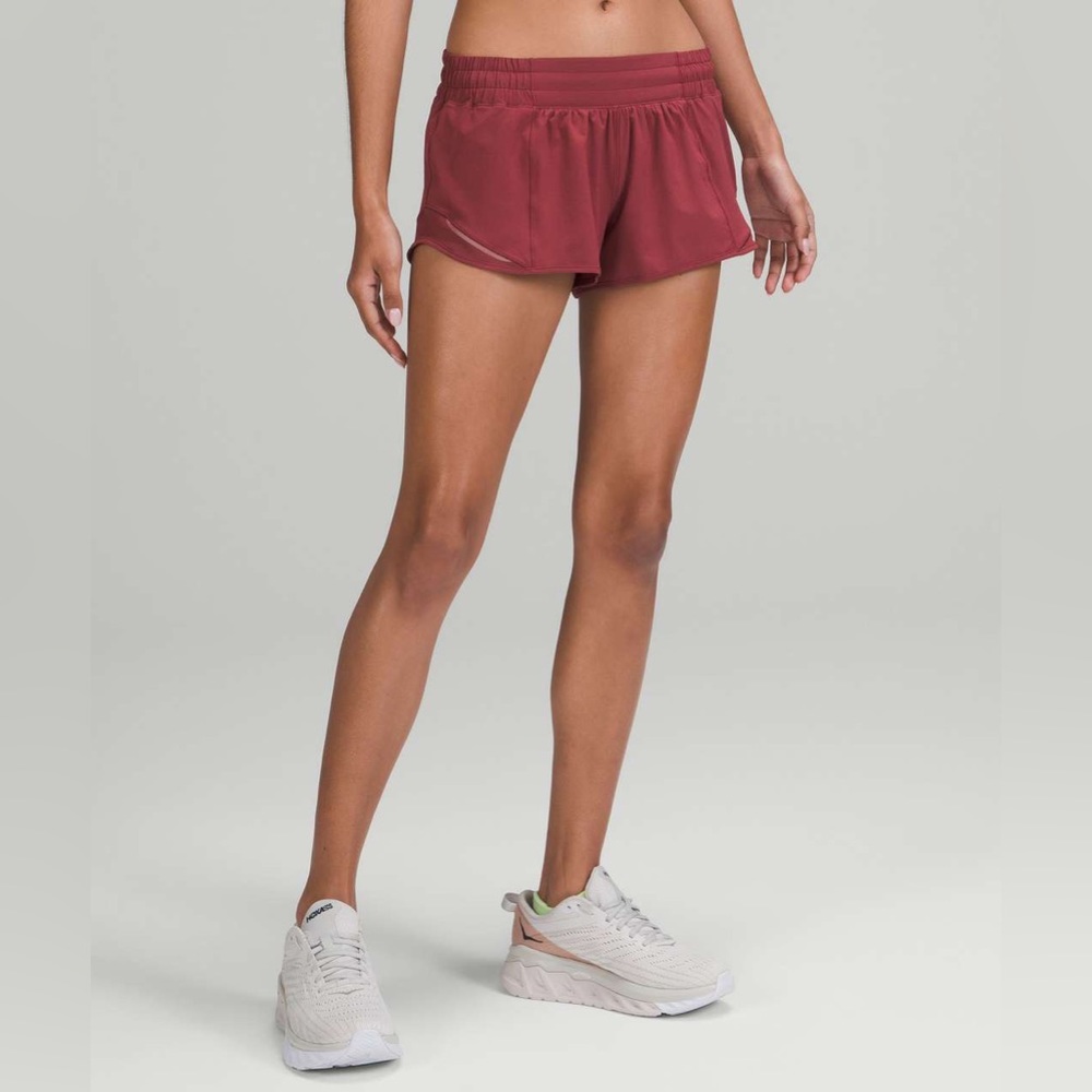 Lululemon Hotty Hot shorts